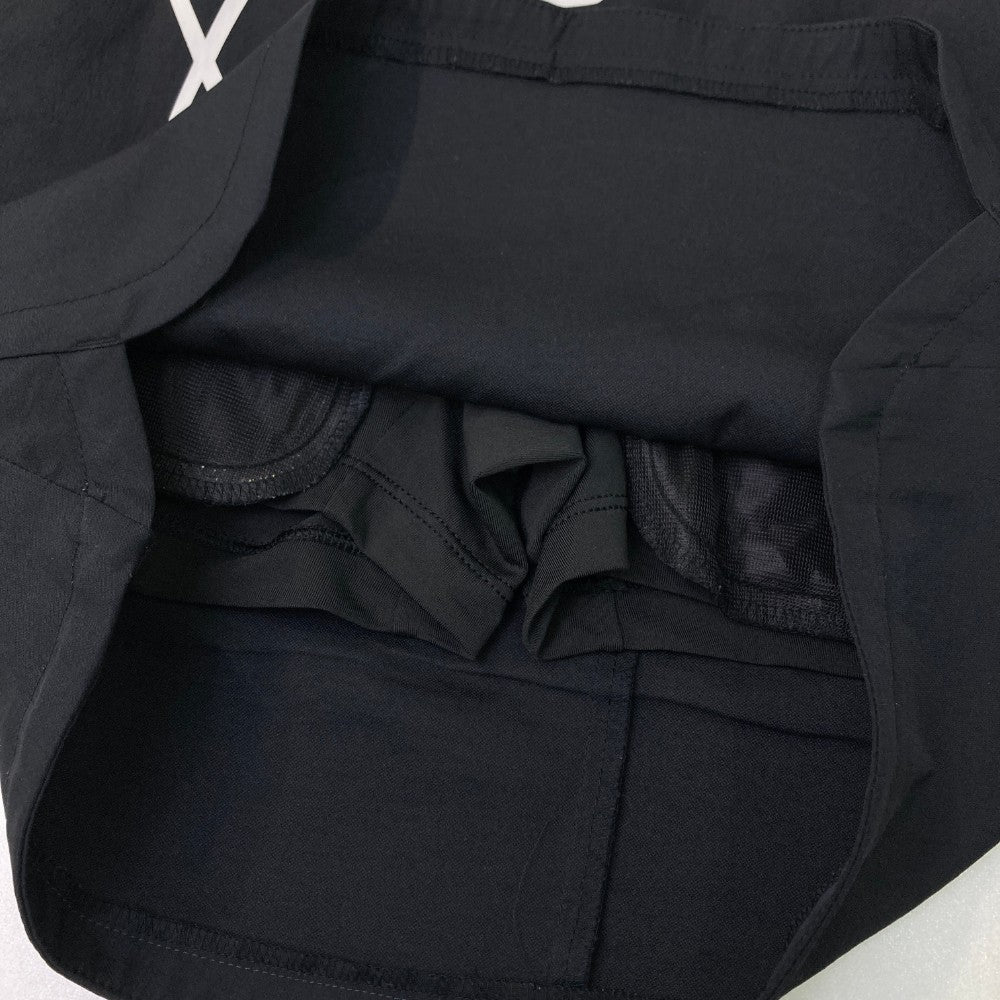 DESCENTE GOLF 데상트 골프  이너 포함 스트레치 스커트  블랙 계열 SS