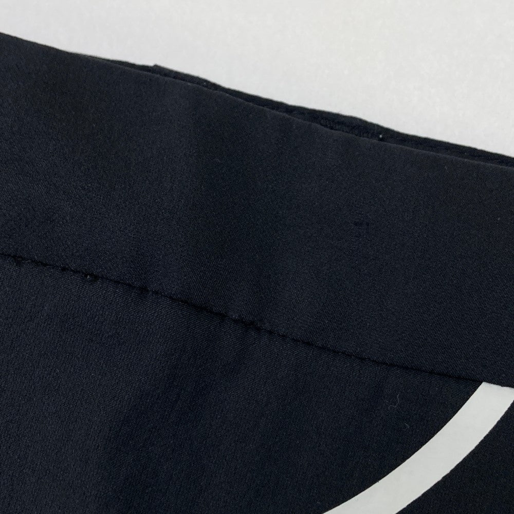 DESCENTE GOLF 데상트 골프  이너 포함 스트레치 스커트  블랙 계열 SS