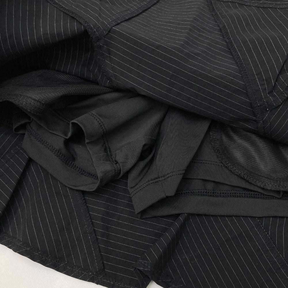 DESCENTE GOLF 데상트 골프 2022년형 이너 포함 스트레치 스커트 스트라이프×보더 패턴 블랙 계열 61/S
